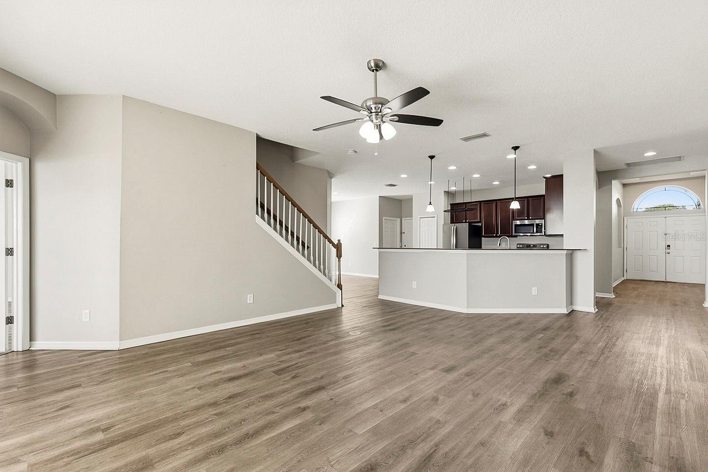 1762 MIRA LAGO CIR, RUSKIN, FL, 33570