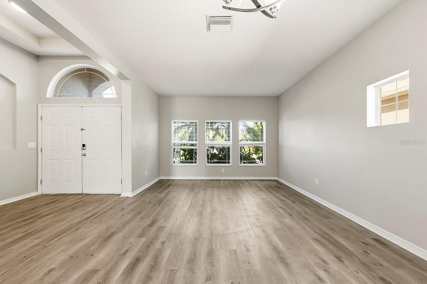 1762 MIRA LAGO CIR, RUSKIN, FL, 33570