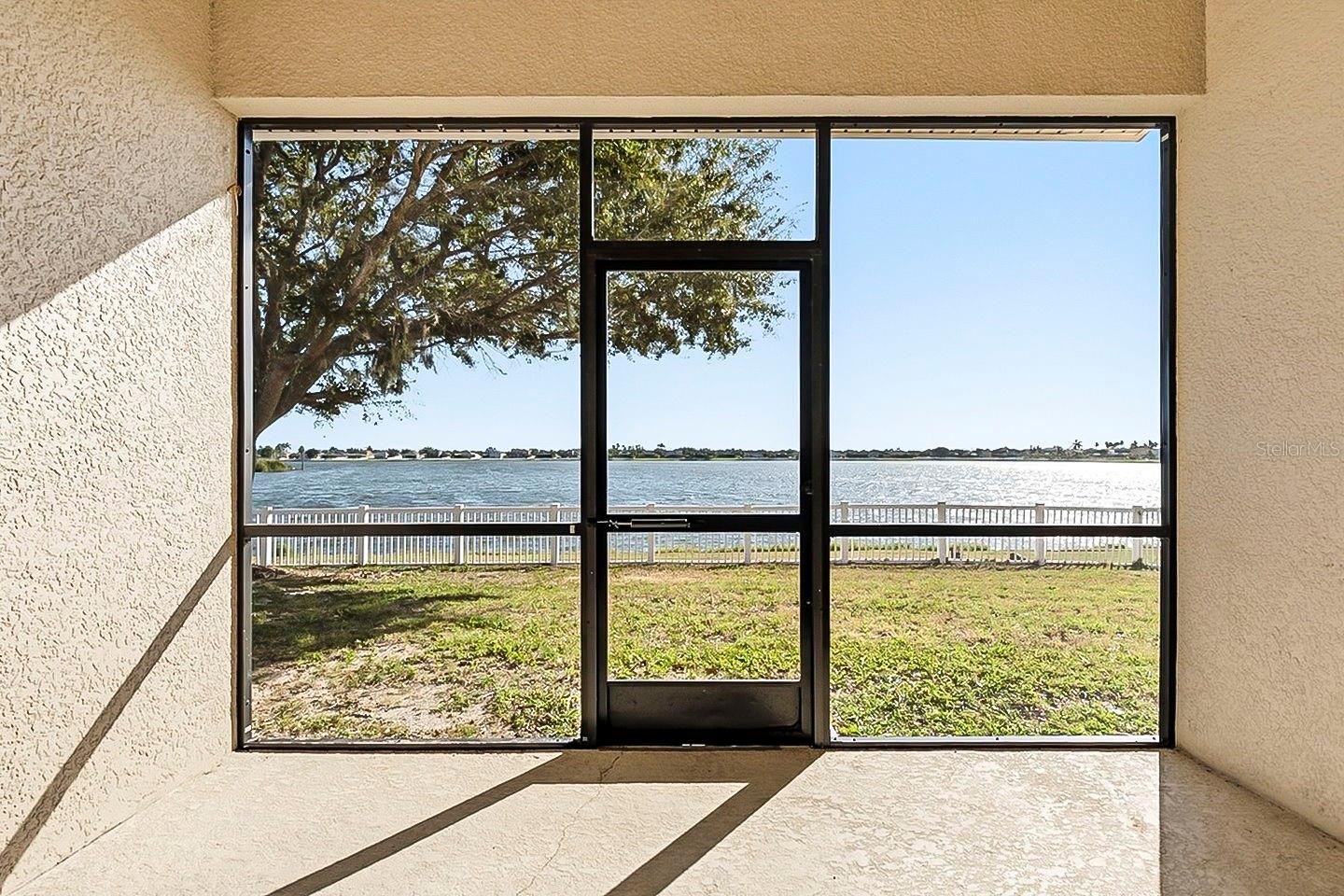 1762 MIRA LAGO CIR, RUSKIN, FL, 33570