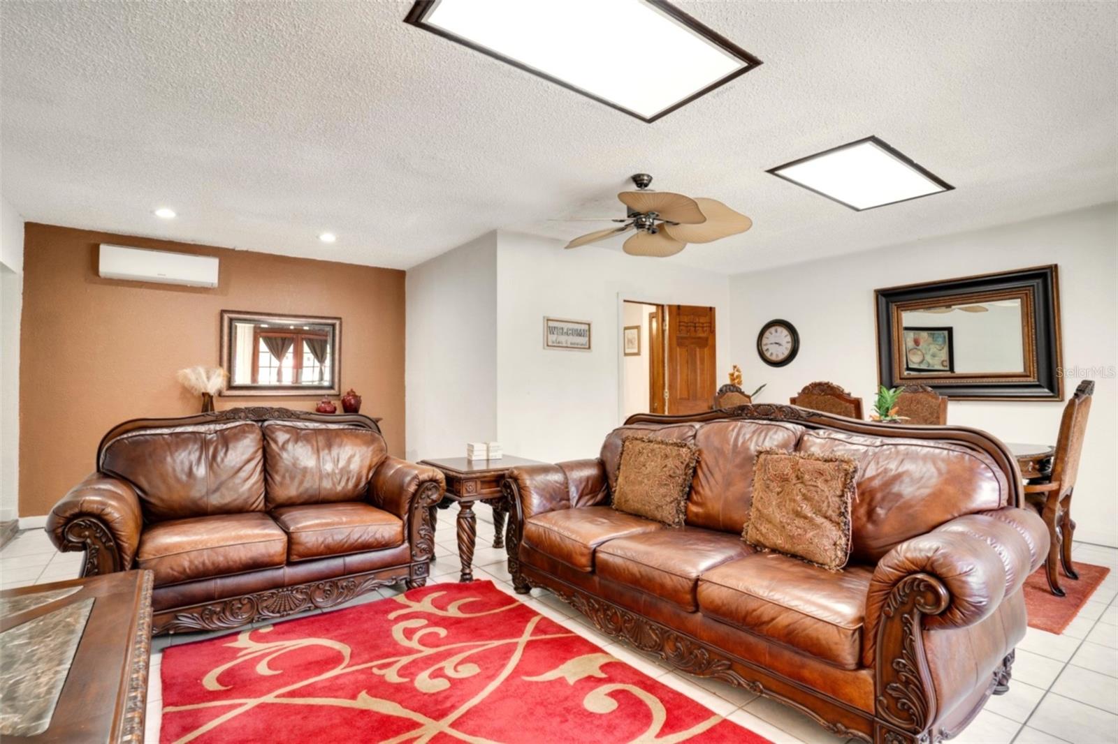 Building 2, 1/1 Home On The Right