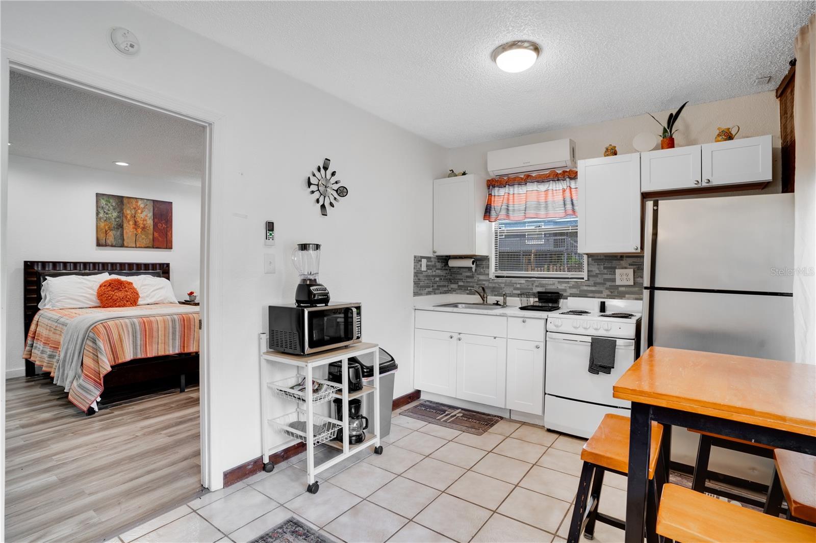 Building 3, 3/2 Home Upstairs