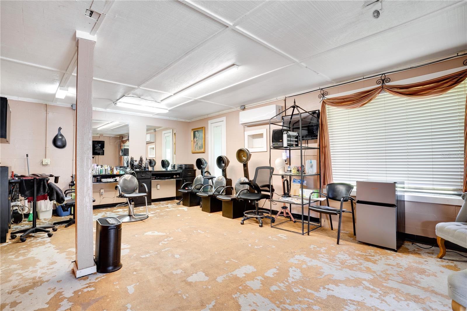 Building 3, Office With Bathroom Downstairs