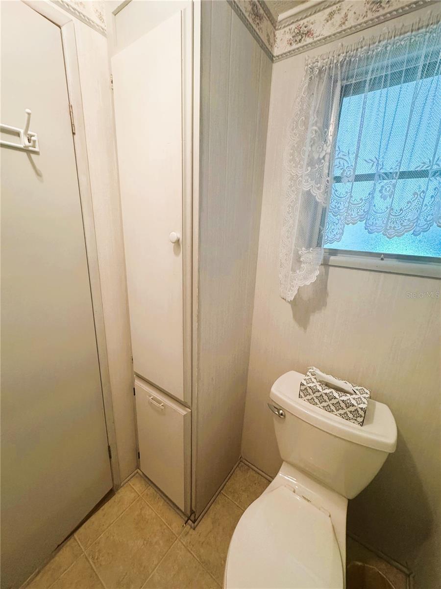 R4909854 Property Photo