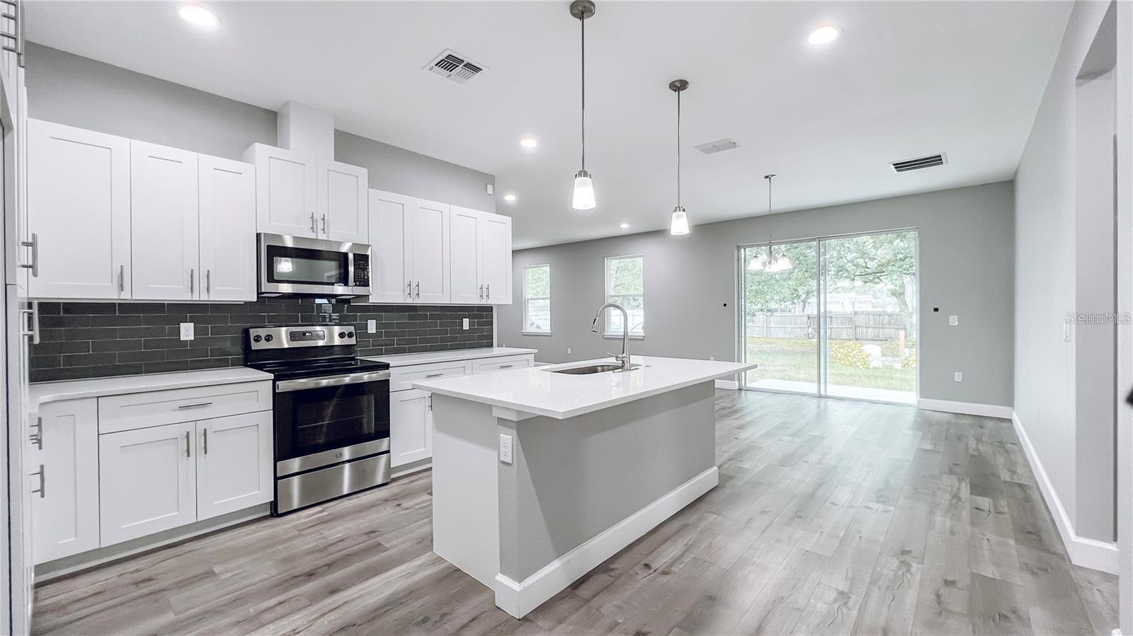 2725 NOVA DR, APOPKA, FL, 32703