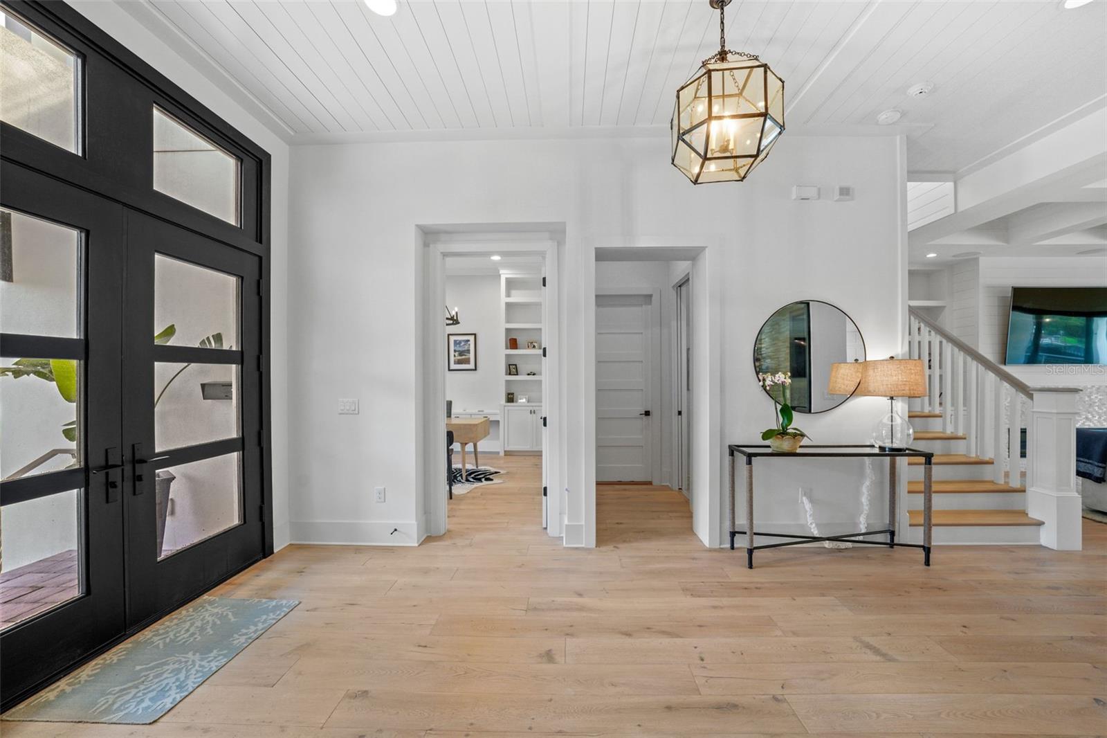 TB8423327 Property Photo