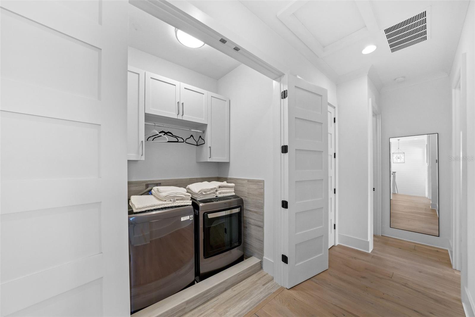 TB8423327 Property Photo