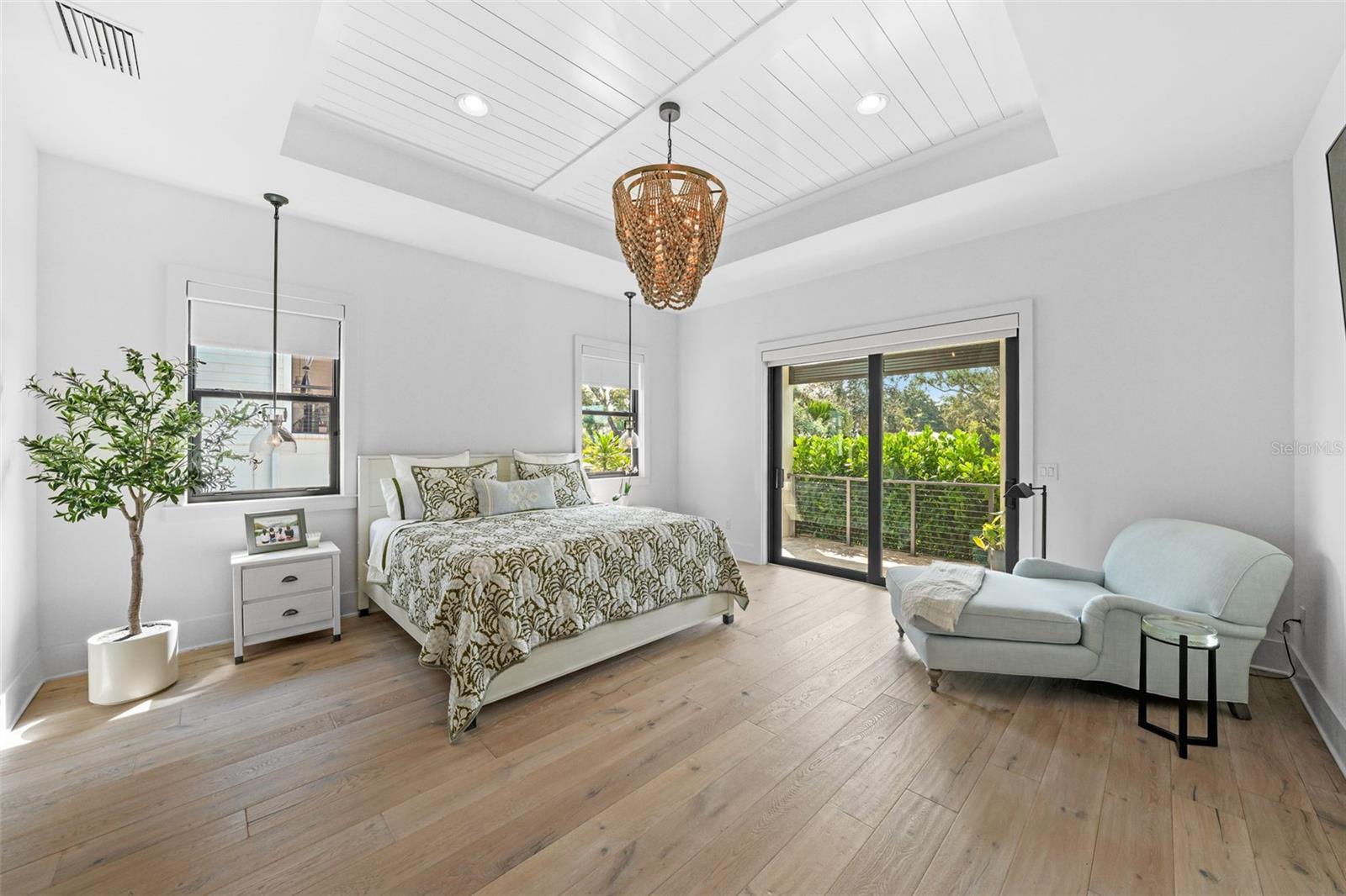 TB8423327 Property Photo