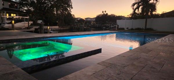 TB8423327 Property Photo