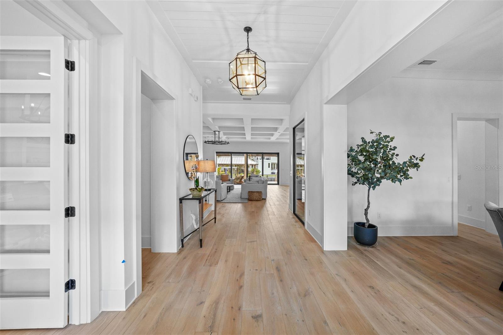 TB8423327 Property Photo