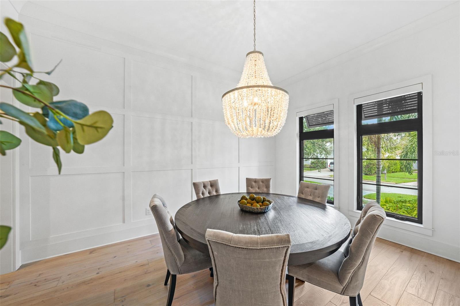 TB8423327 Property Photo