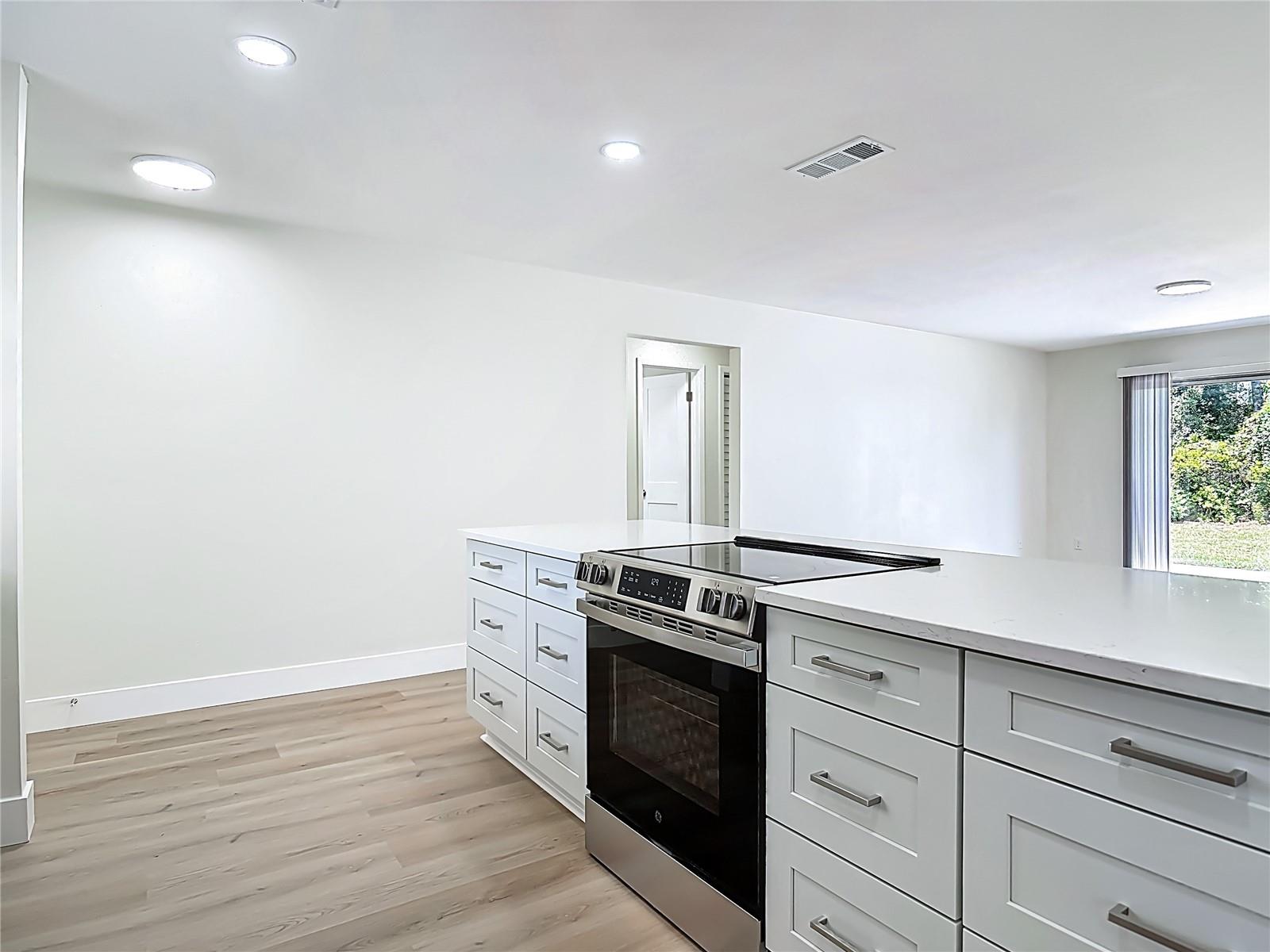 4678 HIDDEN LAKE DR, PORT ORANGE, FL, 32129