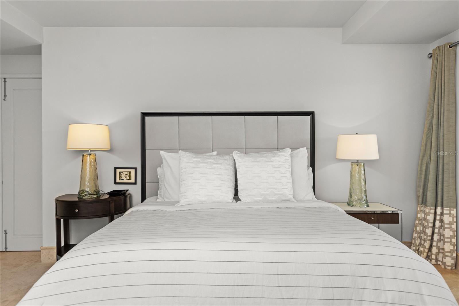 PR9115825 Property Photo