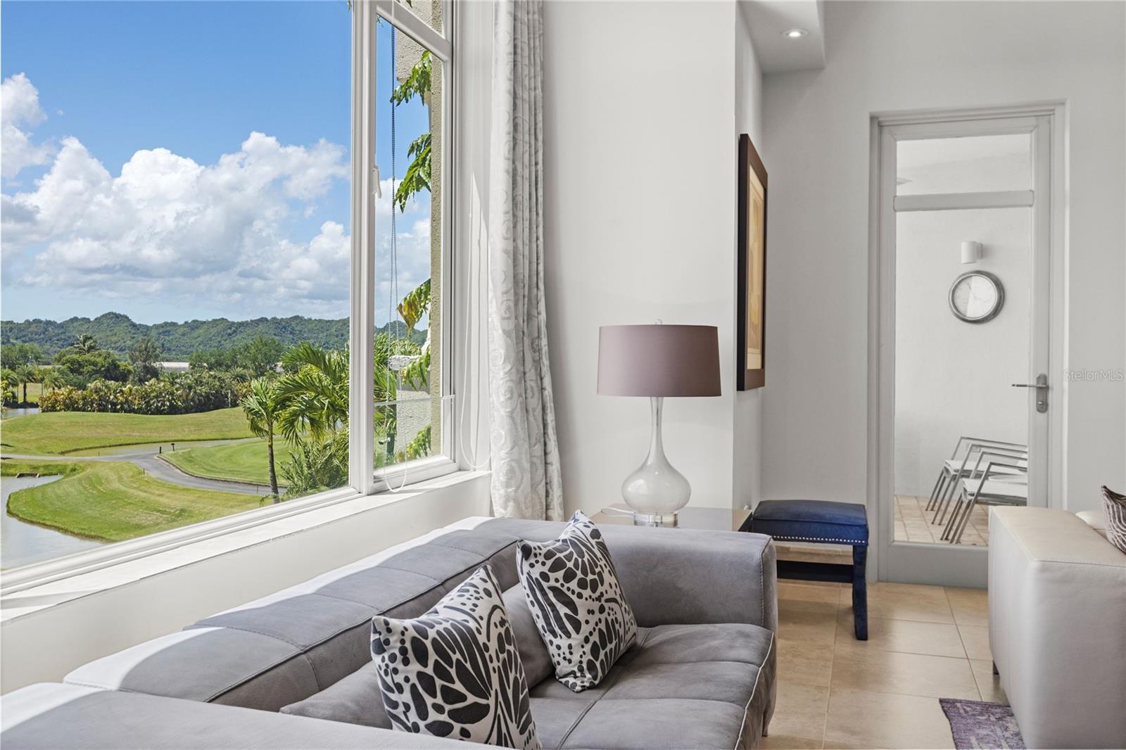 PR9115825 Property Photo