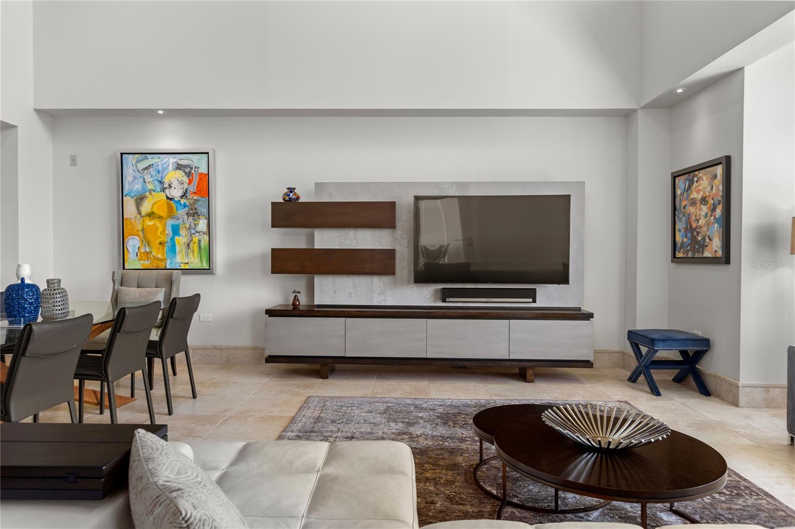 PR9115825 Property Photo