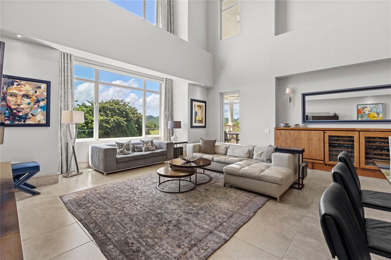 PR9115825 Property Photo