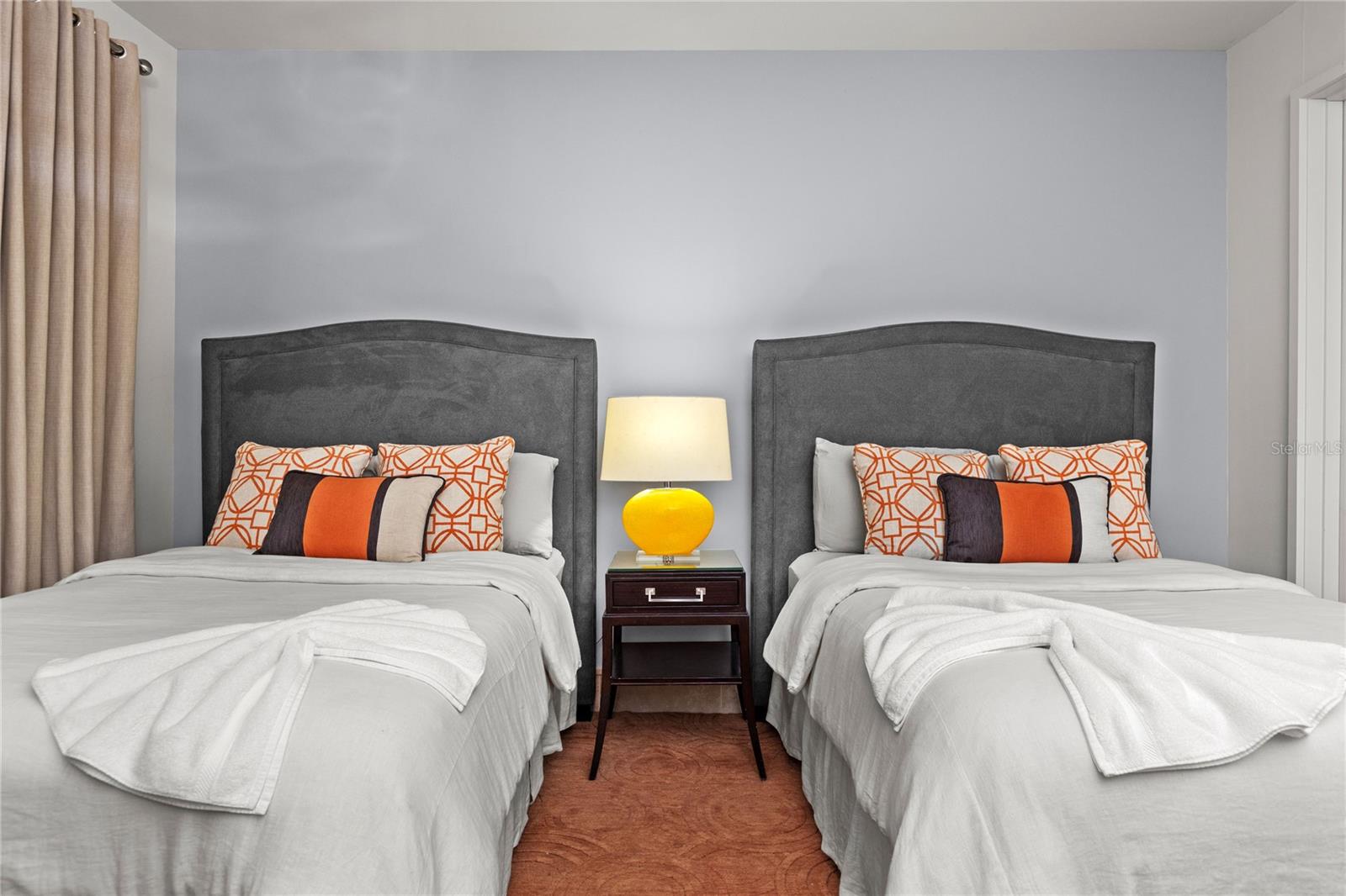 PR9115825 Property Photo