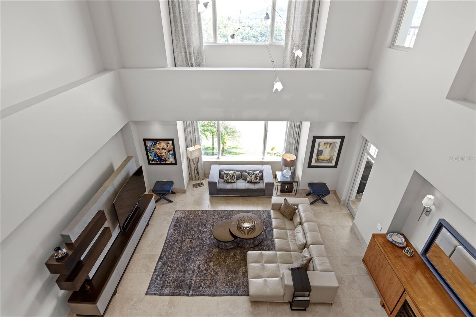 PR9115825 Property Photo