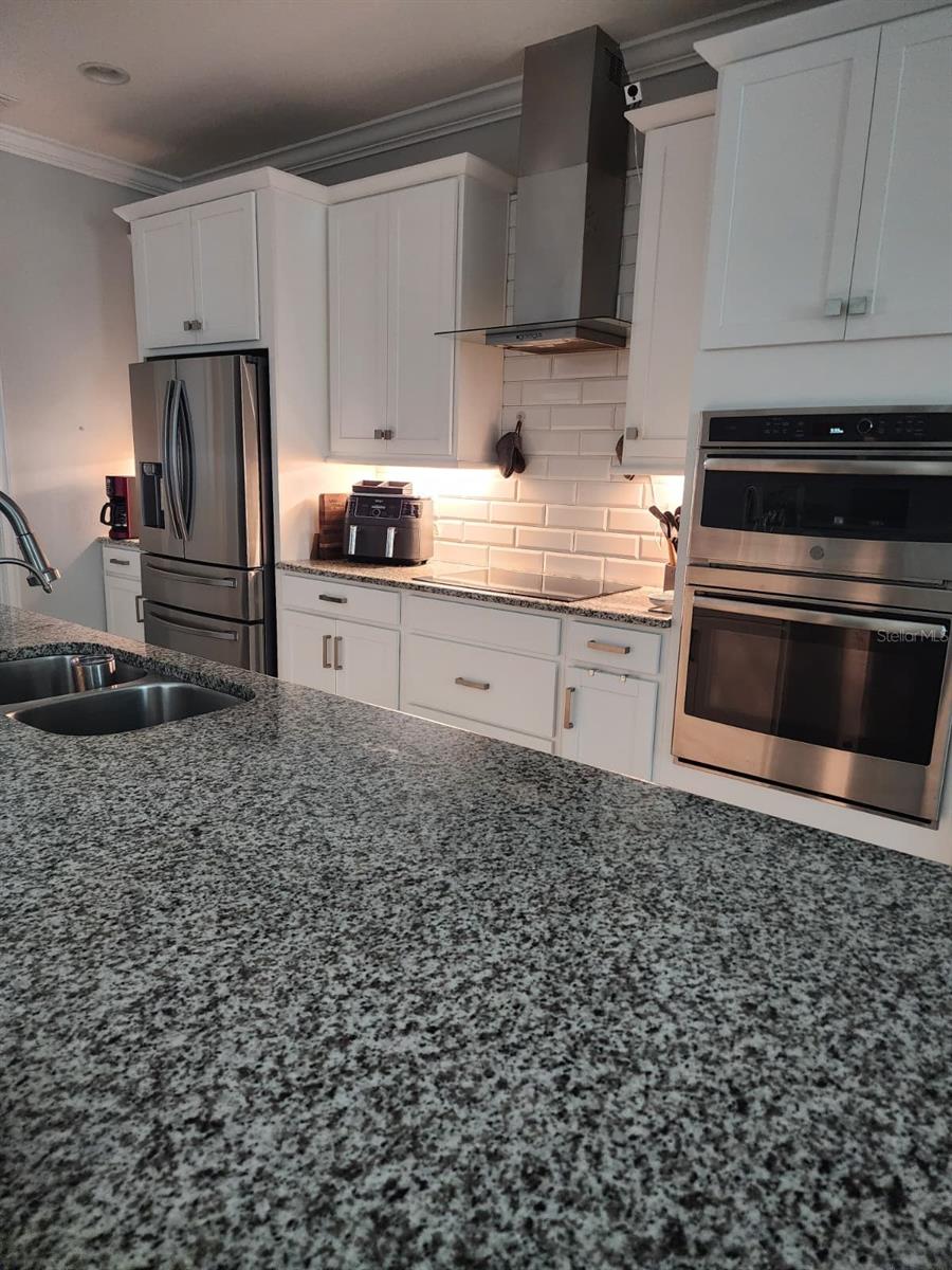 3920 TEABERRY LN, SUN CITY CENTER, FL, 33573