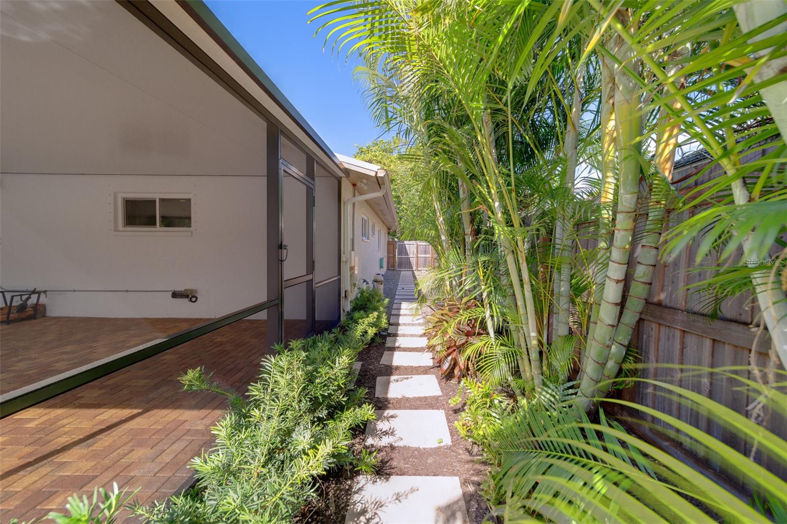 1333 14TH ST N, ST PETERSBURG, FL, 33704