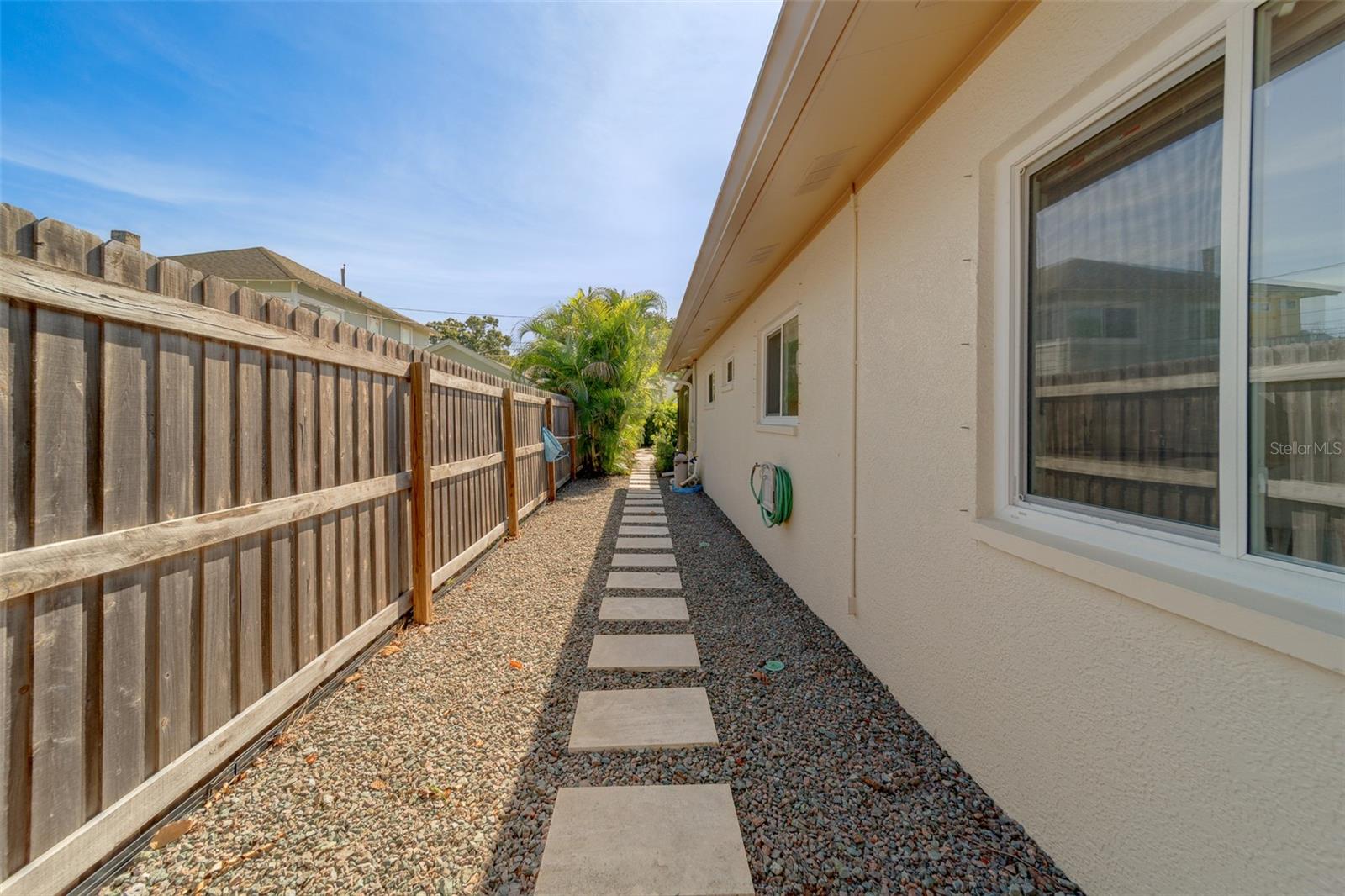 1333 14TH ST N, ST PETERSBURG, FL, 33704