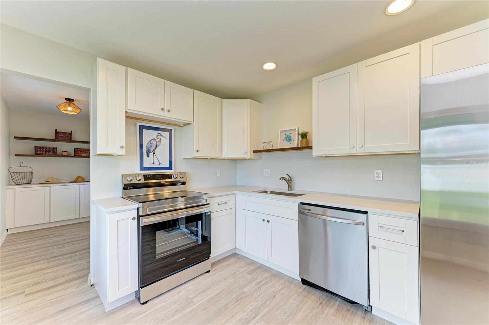 3802 31ST AVE W, BRADENTON, FL, 34205