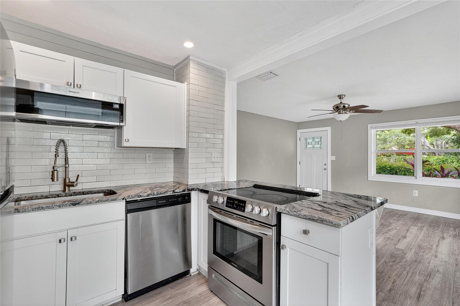 2348 37TH ST S, ST PETERSBURG, FL, 33711