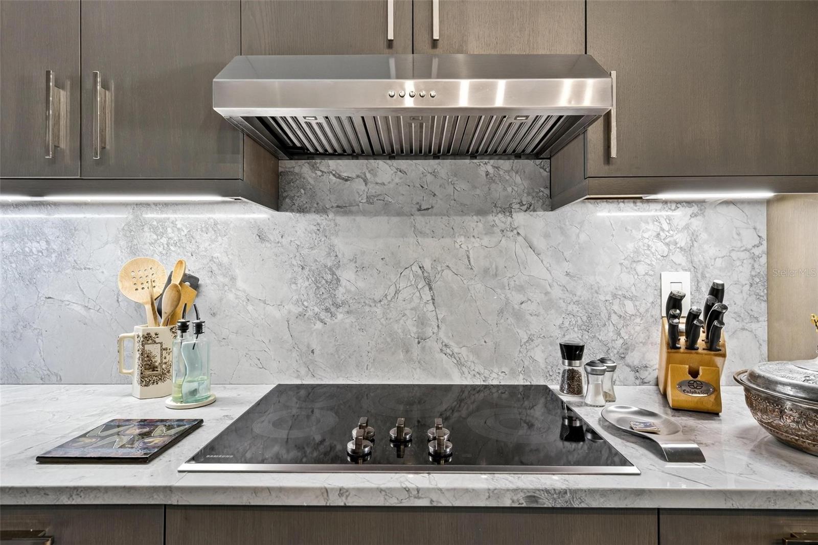 100 S EOLA DR #604, ORLANDO, FL, 32801