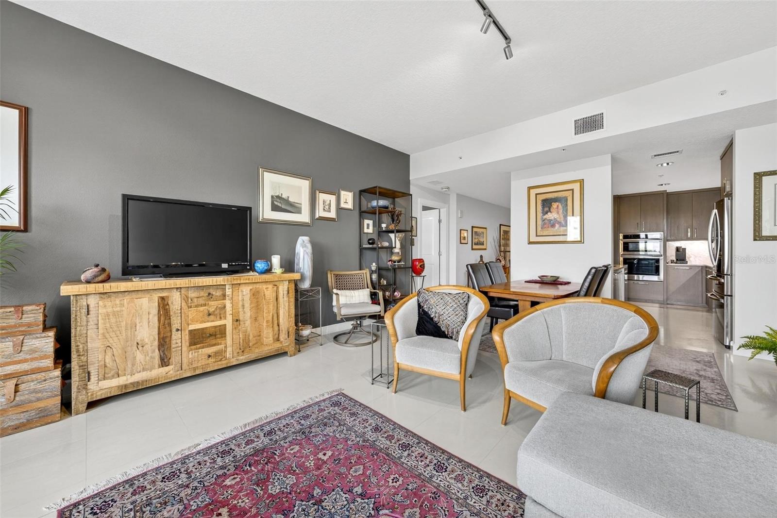 100 S EOLA DR #604, ORLANDO, FL, 32801