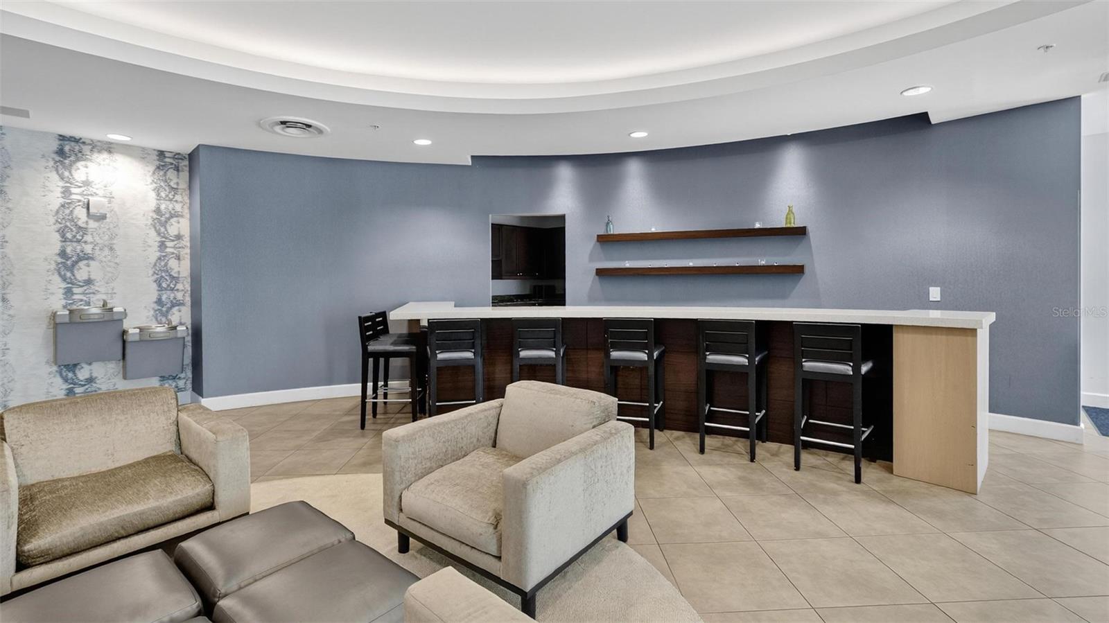 100 S EOLA DR #604, ORLANDO, FL, 32801