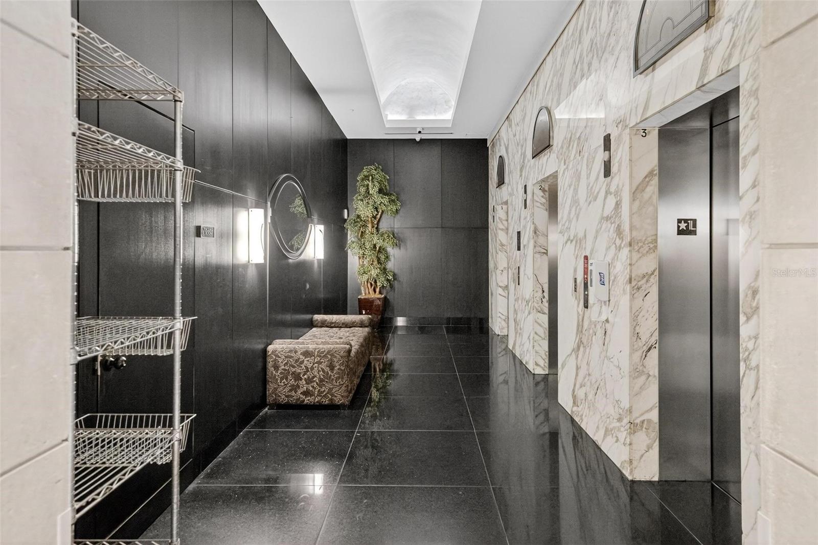 100 S EOLA DR #604, ORLANDO, FL, 32801