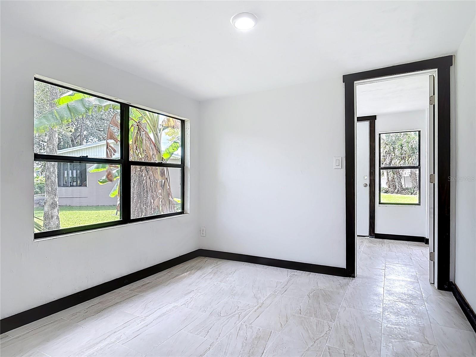 633 1/2 ELM AVE, DAYTONA BEACH, FL, 32117