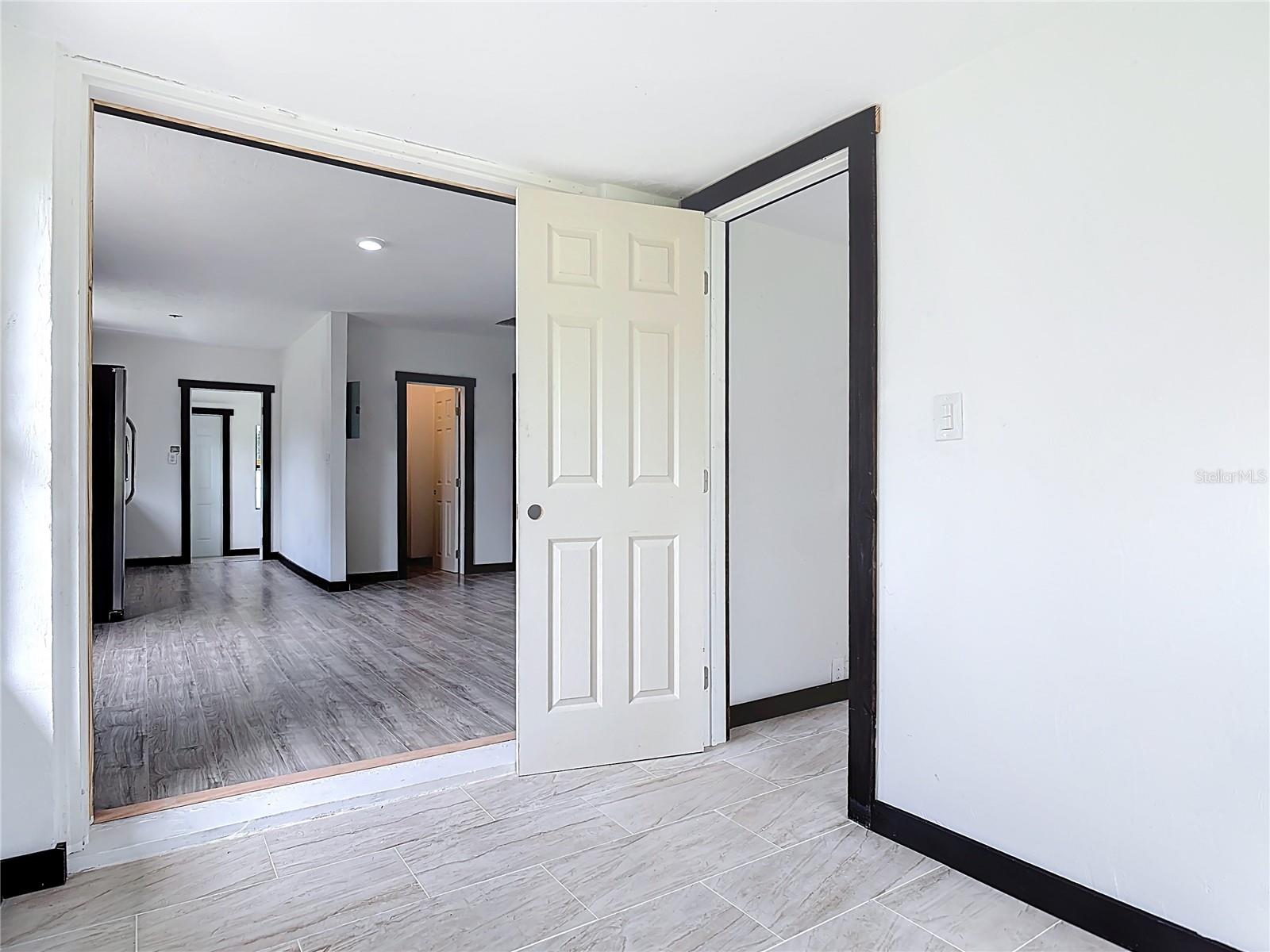 633 1/2 ELM AVE, DAYTONA BEACH, FL, 32117