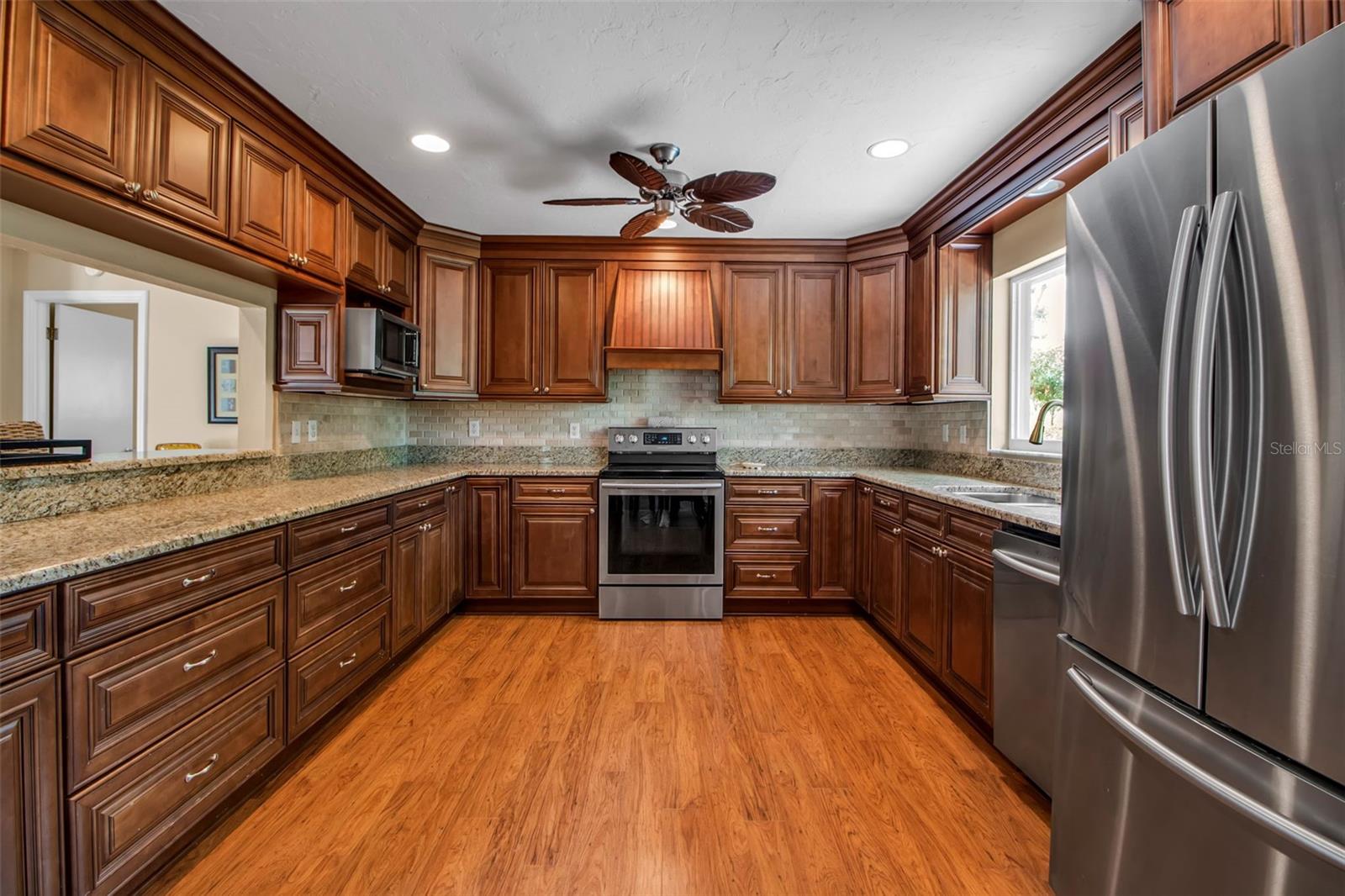 A4663847 Property Photo