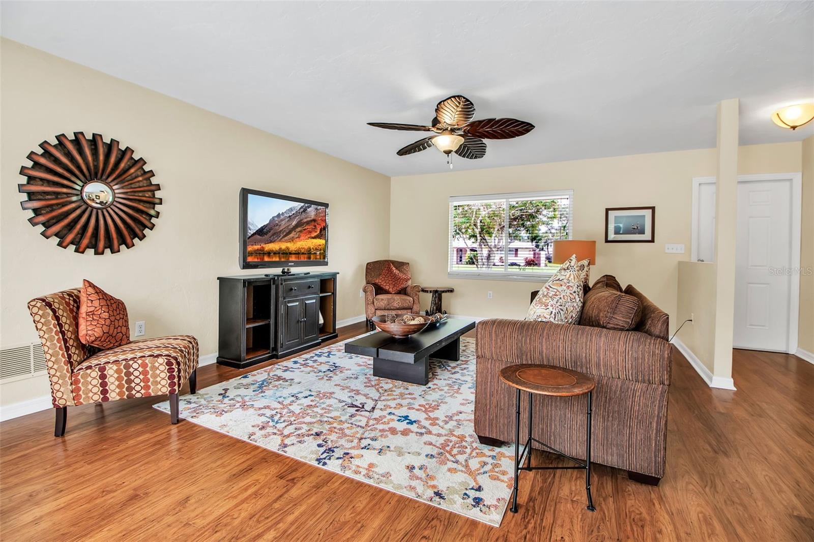 A4663847 Property Photo