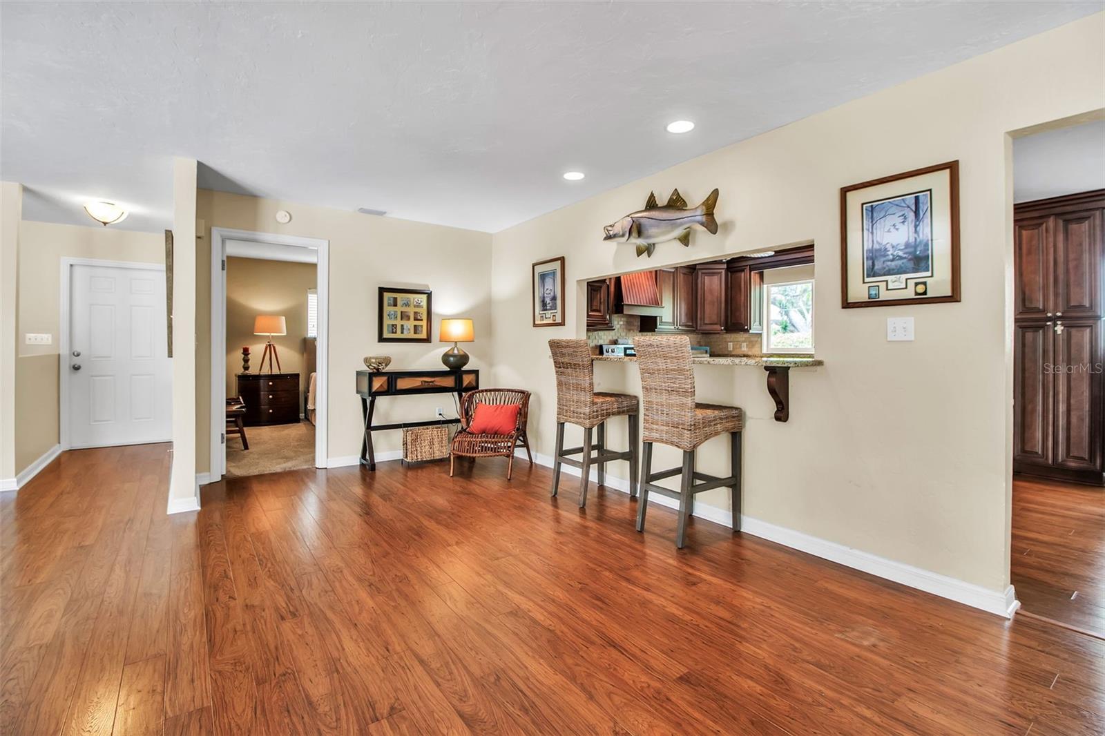 A4663847 Property Photo