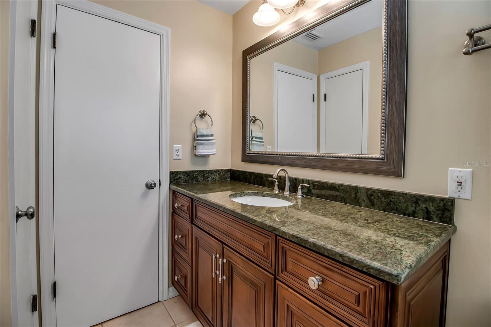 A4663847 Property Photo