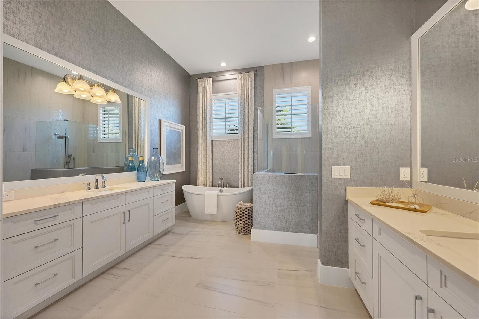 A4663848 Property Photo