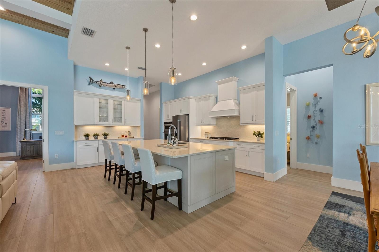 A4663848 Property Photo