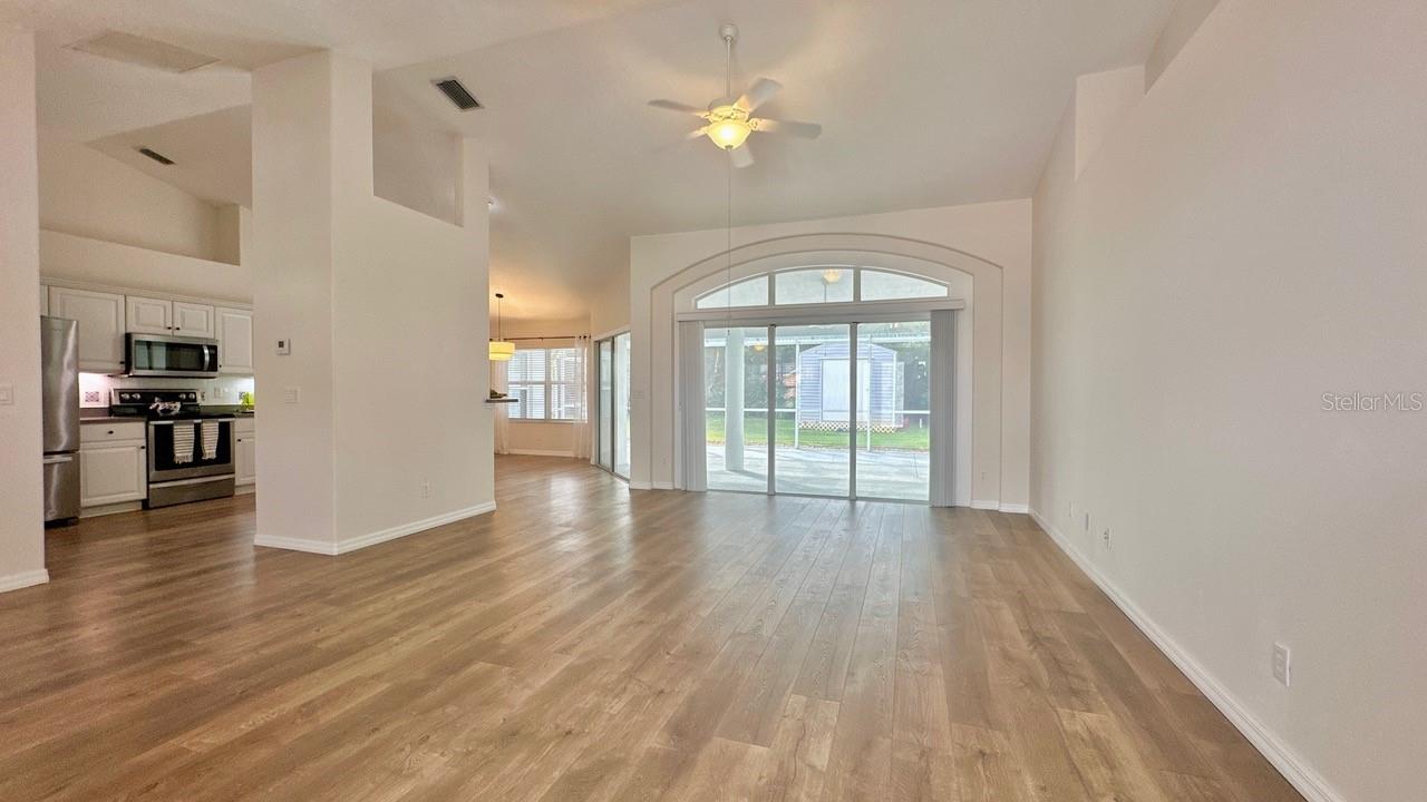 11 WELLSTONE DR, PALM COAST, FL, 32164