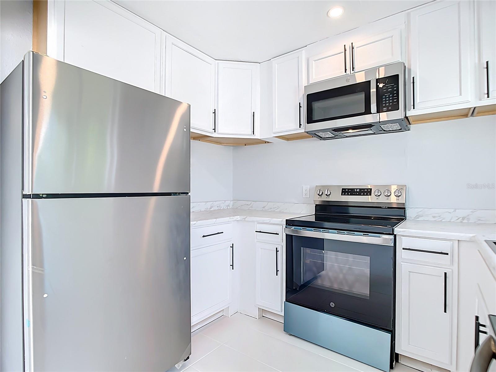 3095 PINETREE ST, PORT CHARLOTTE, FL, 33952