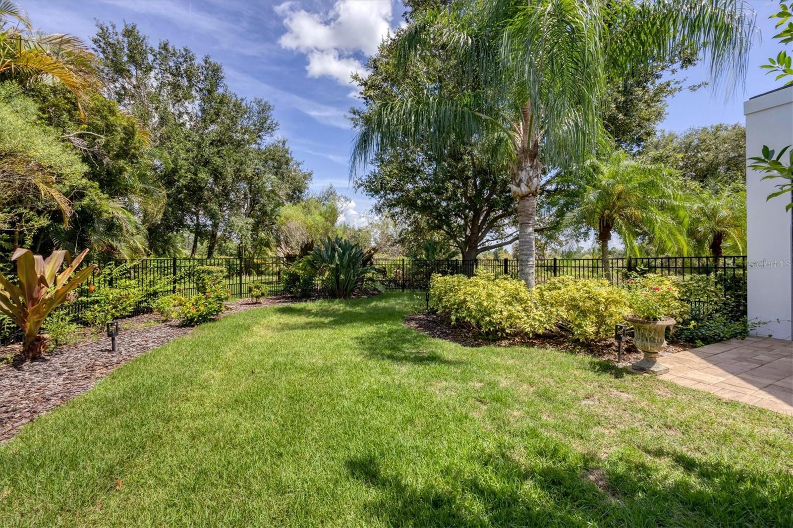 A4663859 Property Photo