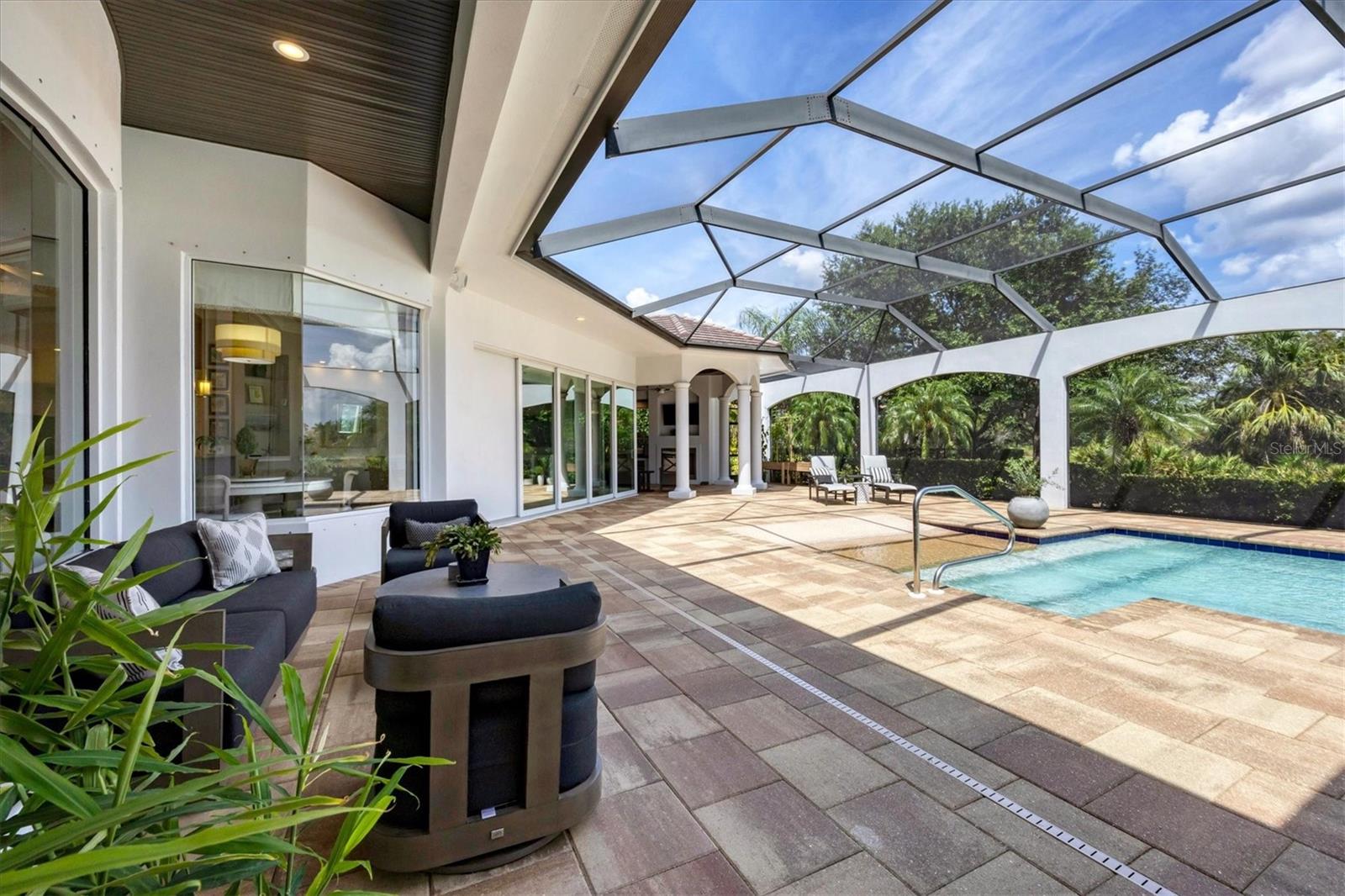 A4663859 Property Photo