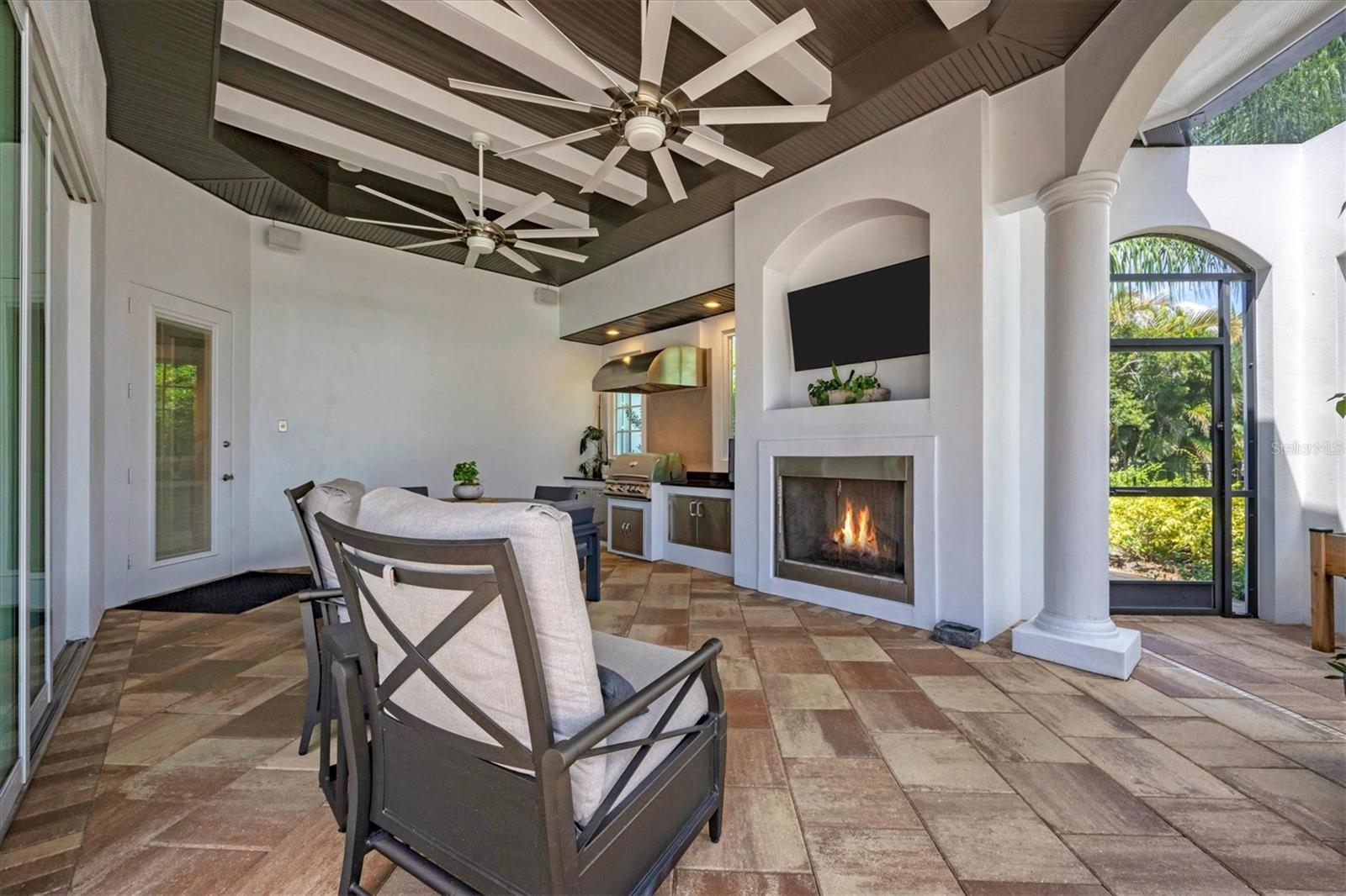 A4663859 Property Photo