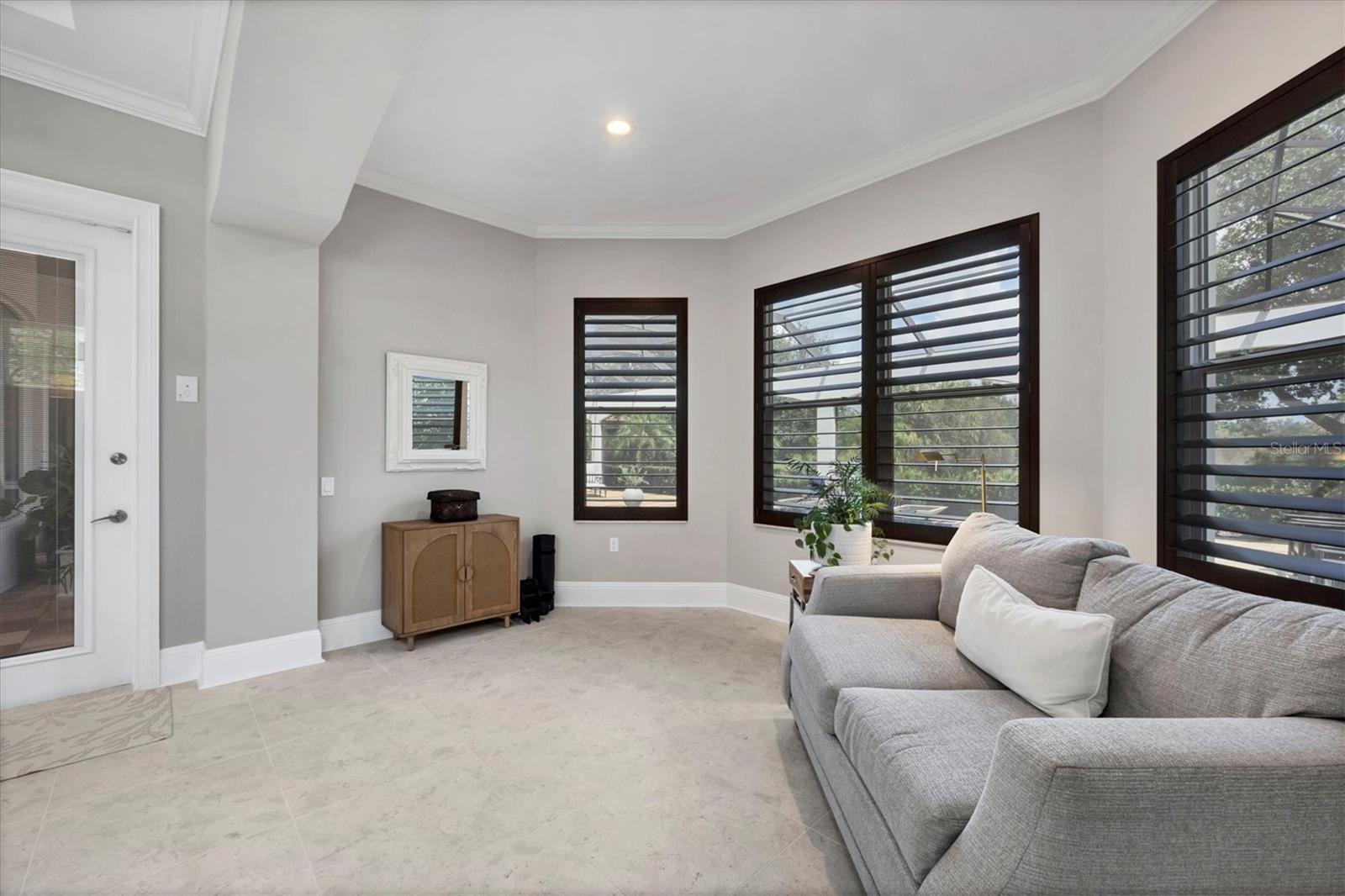 A4663859 Property Photo