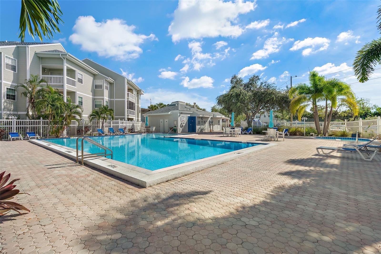 6817 STONES THROW CIR N #17409, ST PETERSBURG, FL, 33710