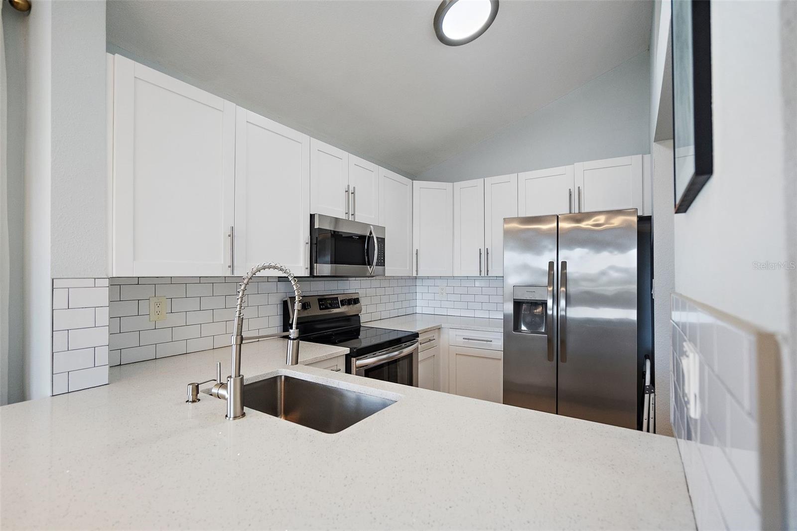 6817 STONES THROW CIR N #17409, ST PETERSBURG, FL, 33710