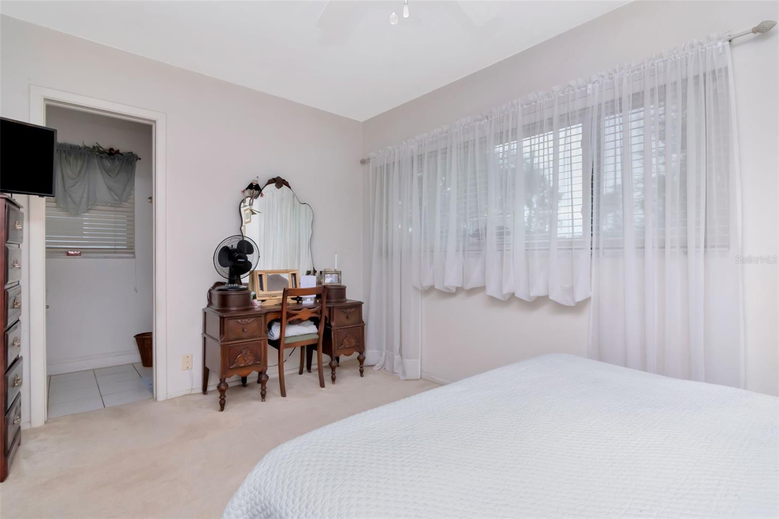 5047 11 AVE N, ST PETERSBURG, FL, 33710