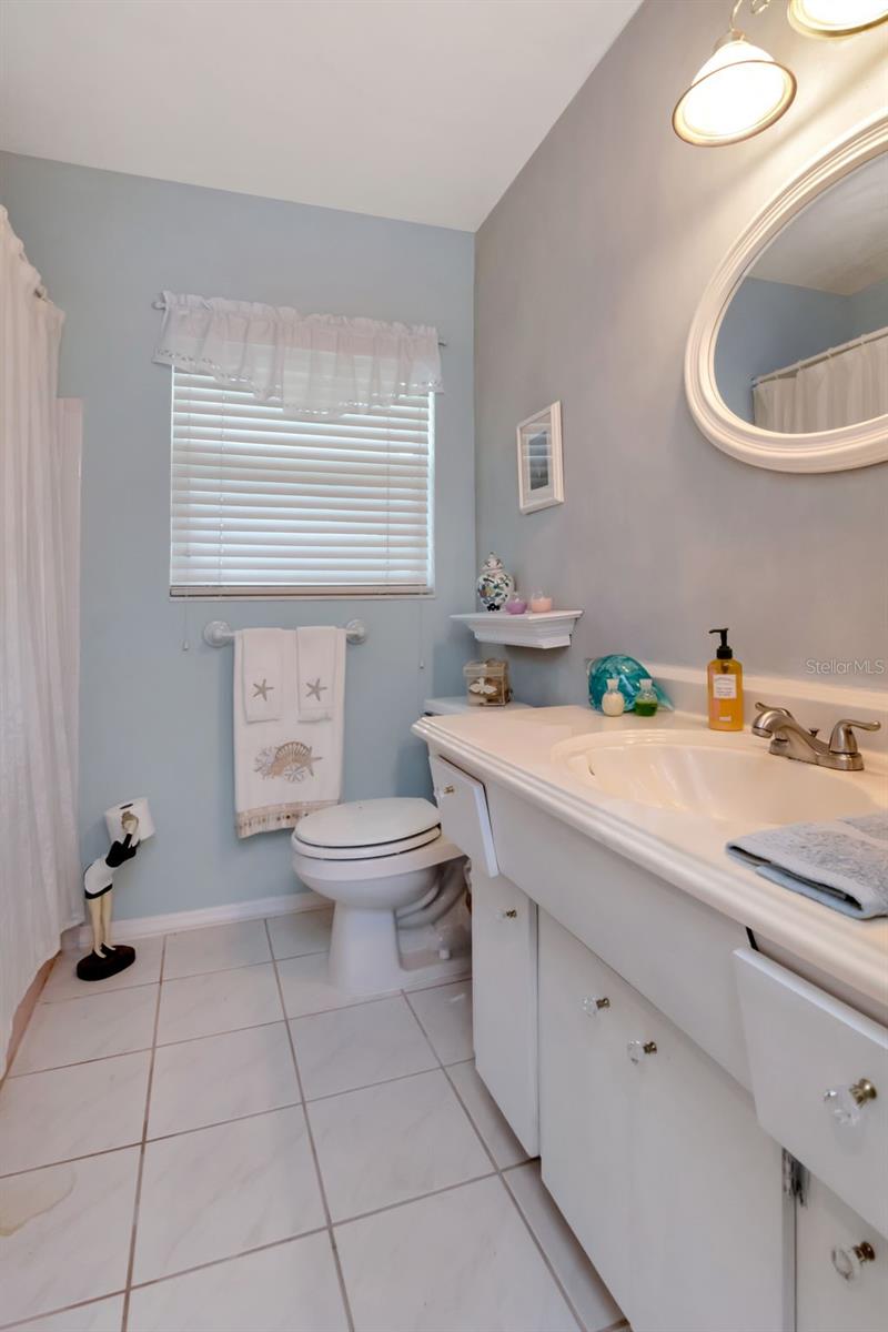 5047 11 AVE N, ST PETERSBURG, FL, 33710