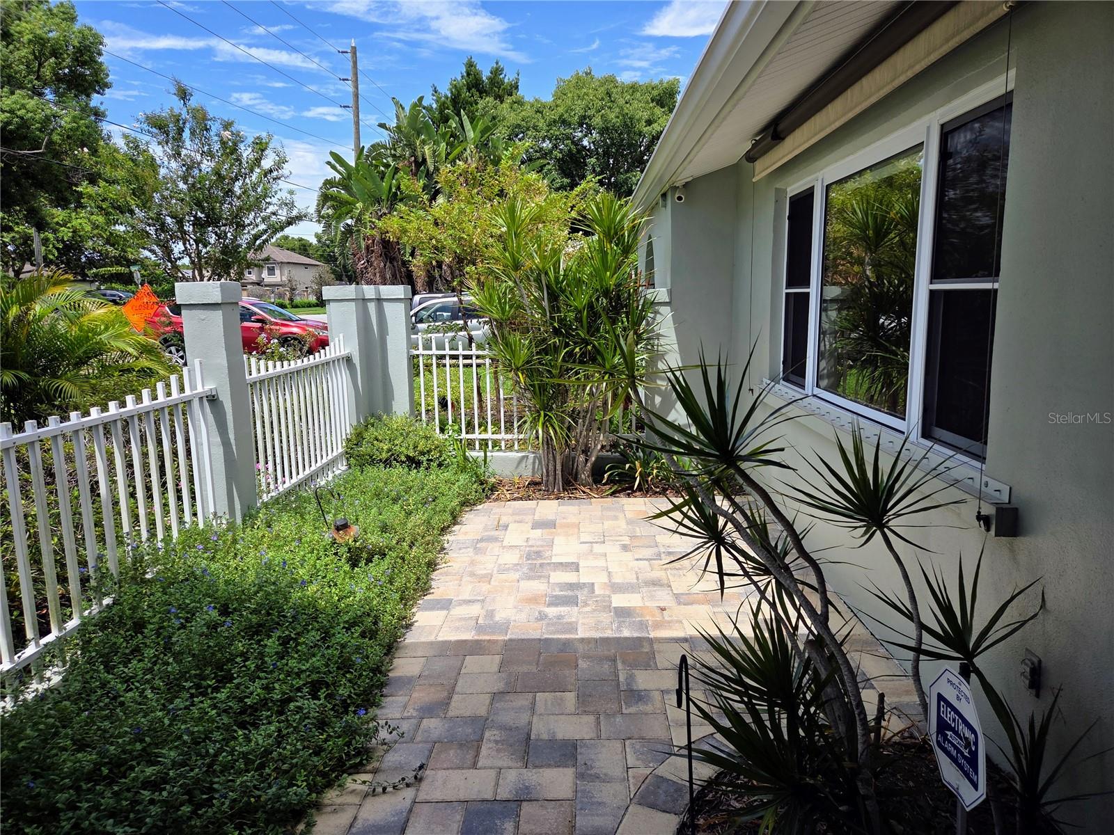 9071 RIDGE RD, SEMINOLE, FL, 33772