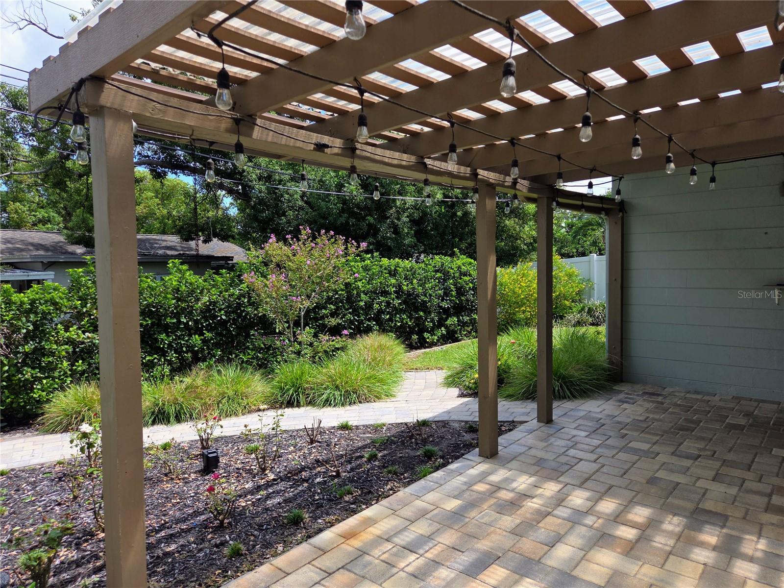 9071 RIDGE RD, SEMINOLE, FL, 33772